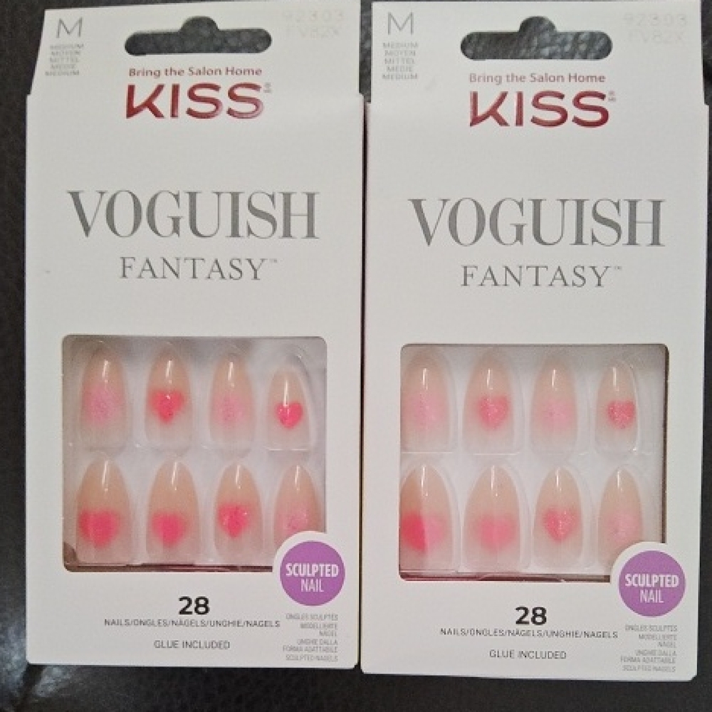 KISS Vogueish Fantasy Nails with Pink Highlights-2 Sets